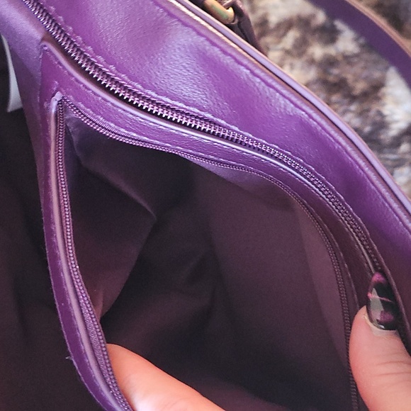 Purse - Picture 7 of 8